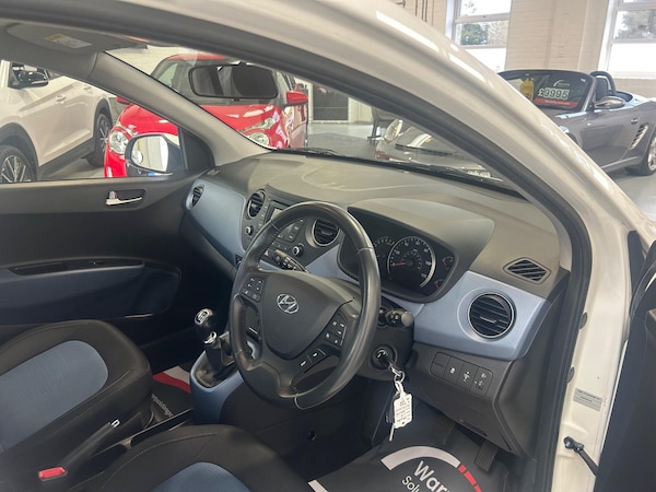 Used Hyundai i10 2014 for sale - 76318092: Photo 13