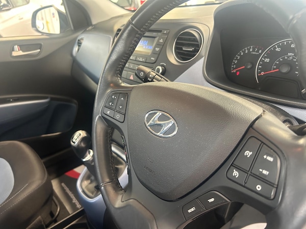 Used Hyundai i10 2014 for sale - 76318092: Photo 41