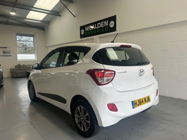Used Hyundai i10 2014 for sale - 76318092: Photo 5