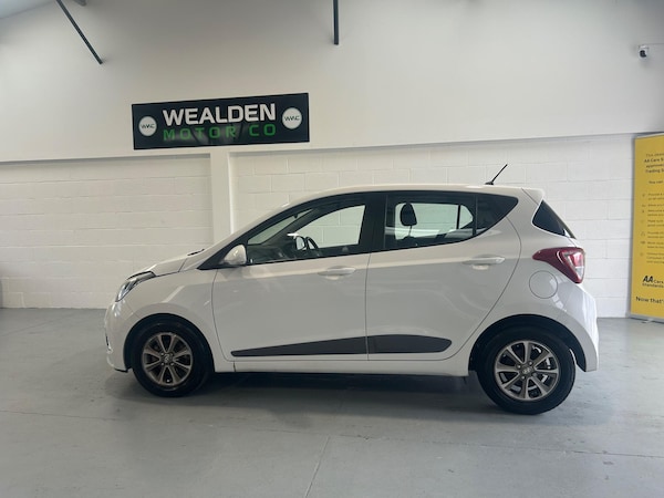 Used Hyundai i10 2014 for sale - 76318092: Photo 6