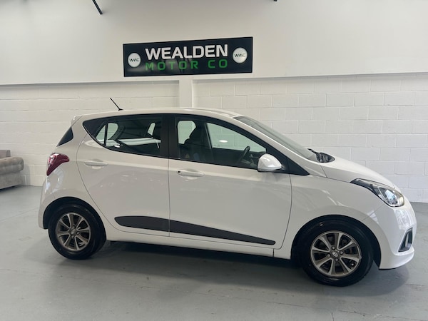Used Hyundai i10 2014 for sale - 76318092: Photo 9