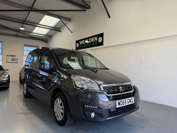 Used Peugeot Partner Tepee 2015 for sale - 76380804: Photo