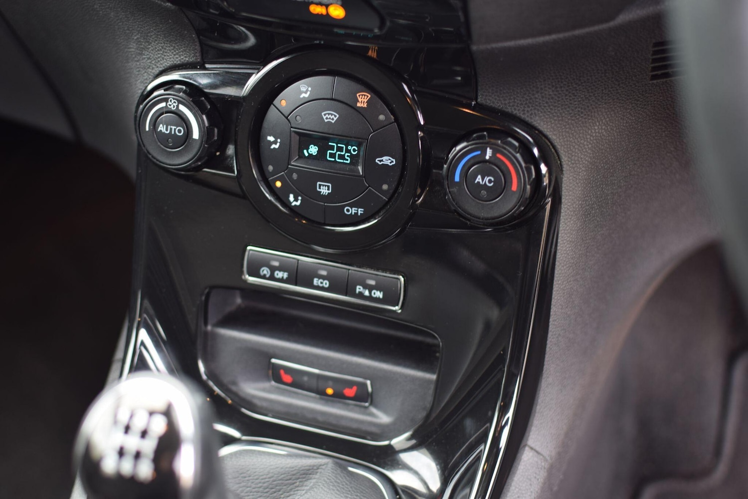 Used Ford Fiesta 2017 for sale - 77537344: Photo 30