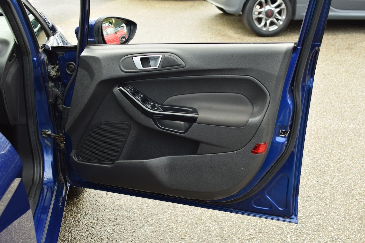 Used Ford Fiesta 2017 for sale - 77537344: Photo 34