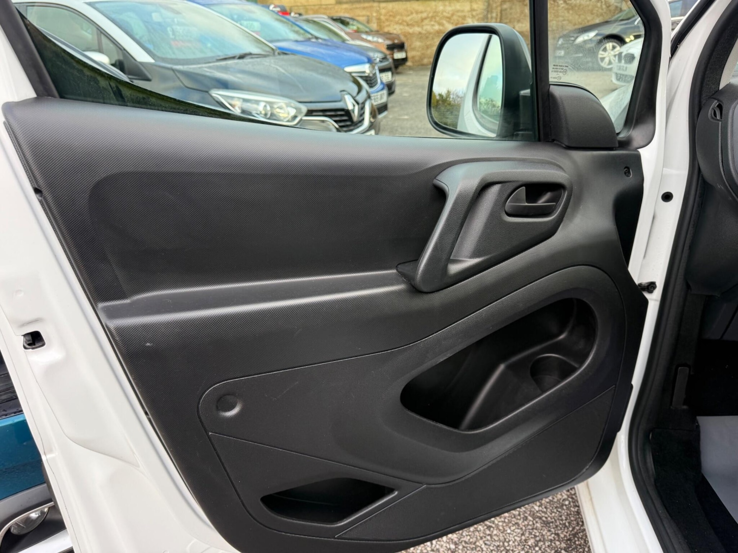 Used Citroen Berlingo 2018 for sale - 77144005: Photo 24