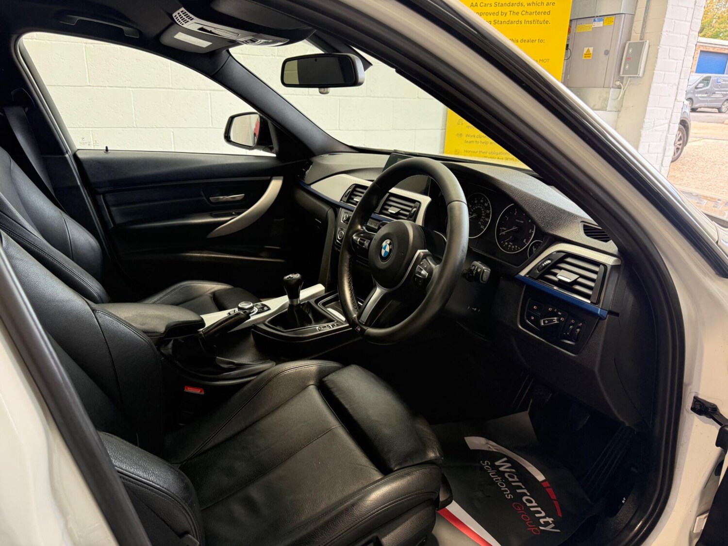 Used BMW 3 Series 2014 for sale - 76360512: Photo 12