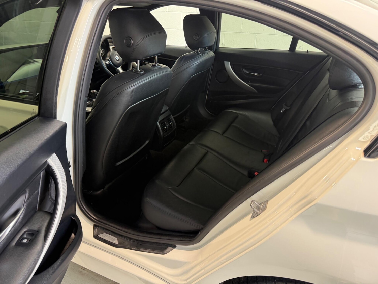 Used BMW 3 Series 2014 for sale - 76360512: Photo 16