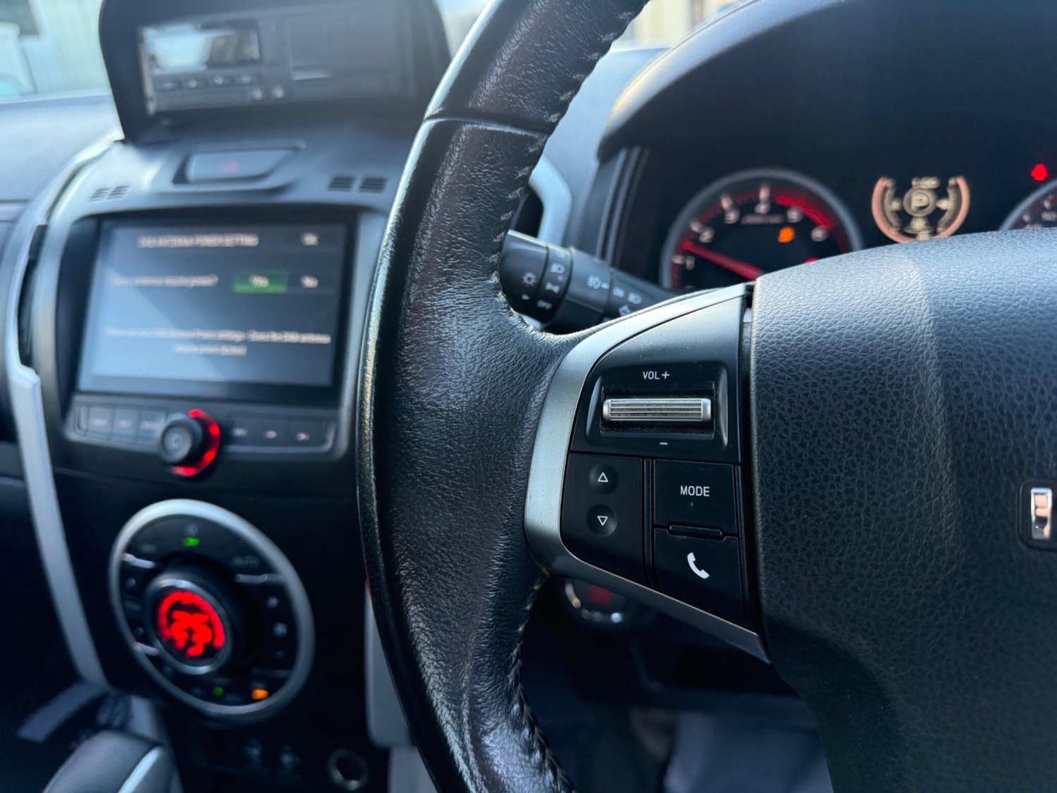 Used Isuzu D-Max 2019 for sale - 77611896: Photo 16