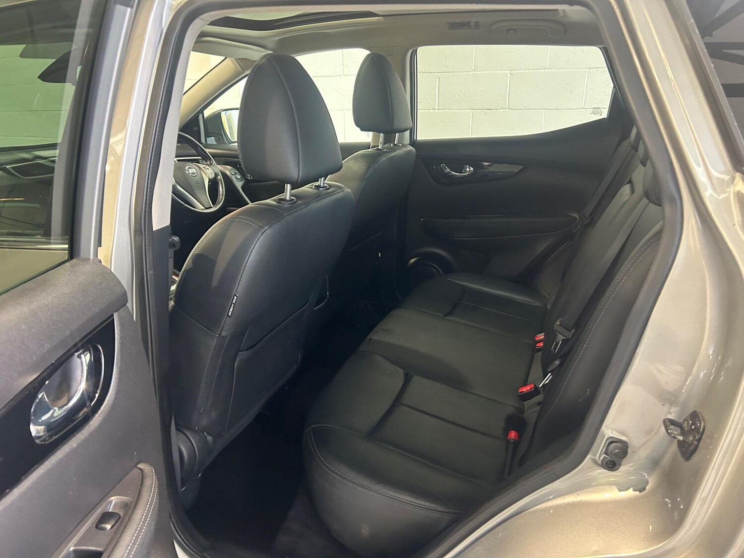 Used Nissan Qashqai 2015 for sale - 76295413: Photo 16