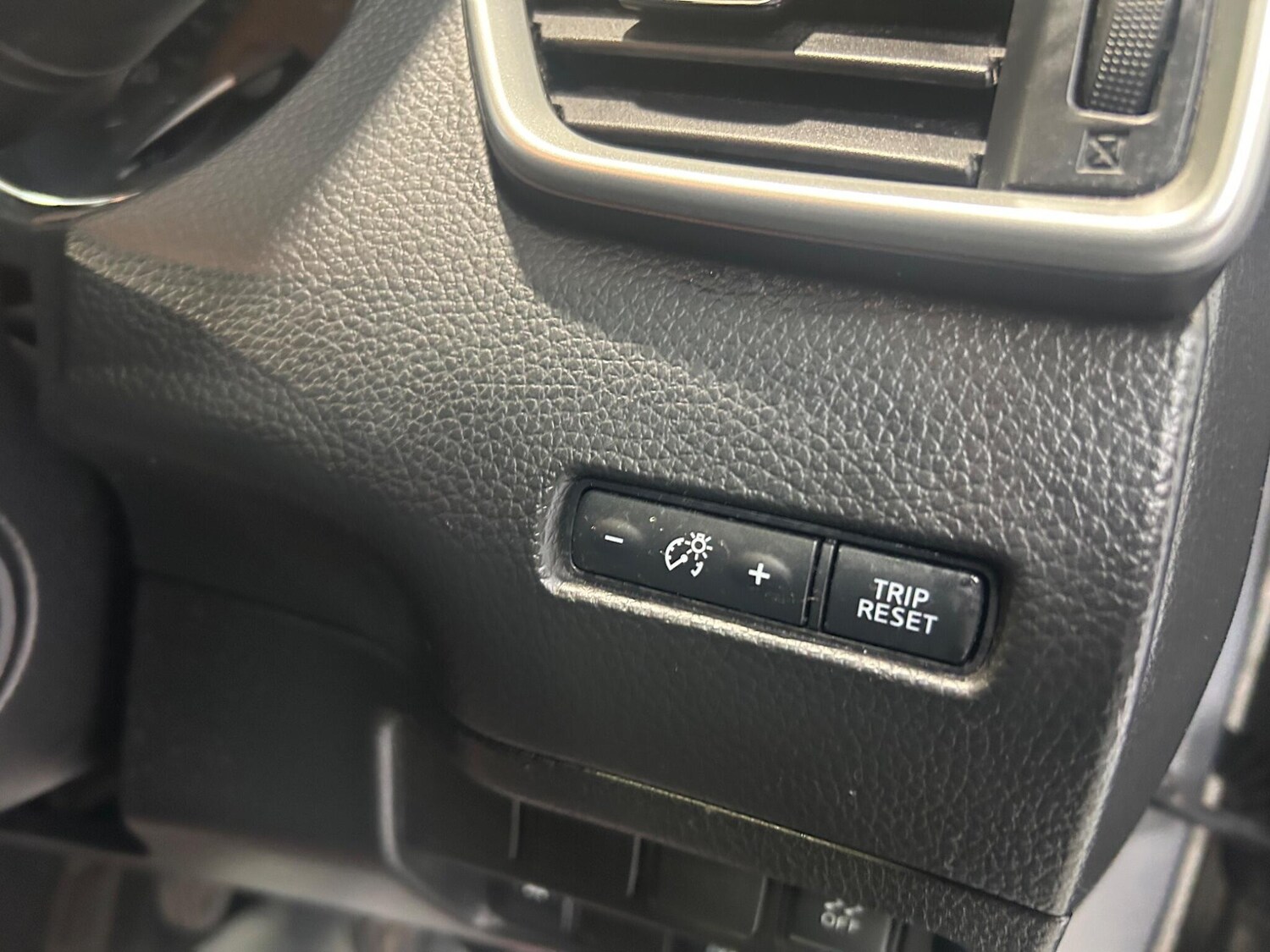 Used Nissan Qashqai 2015 for sale - 76295413: Photo 25