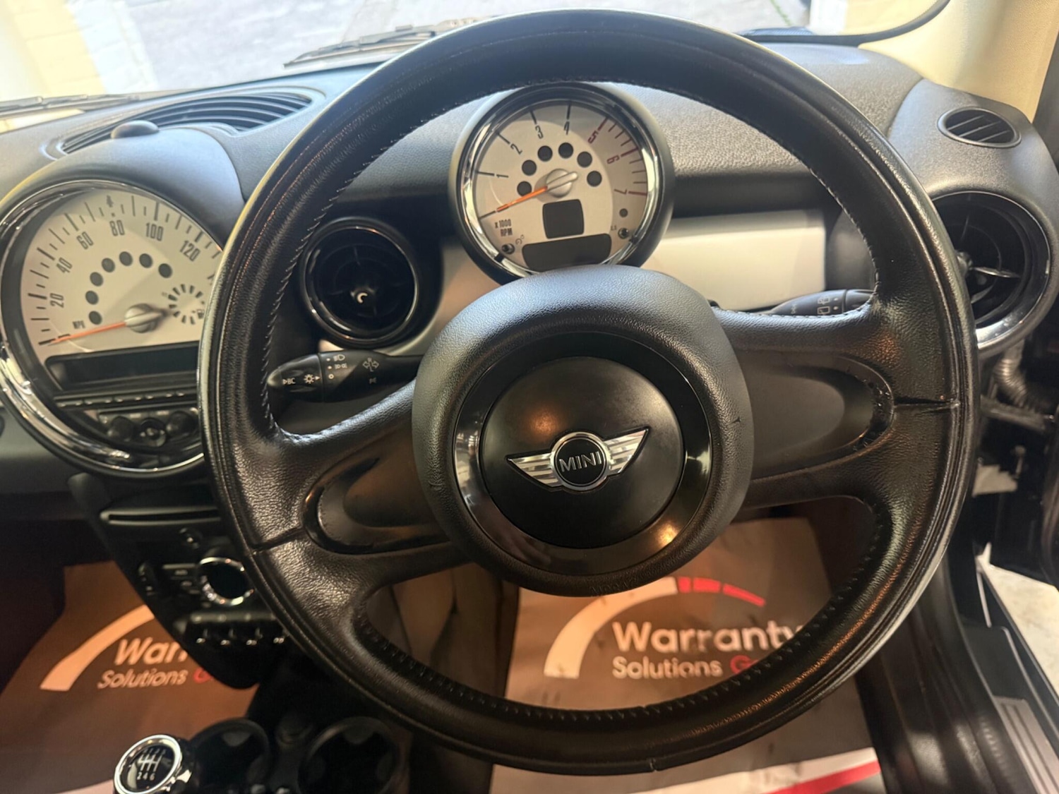 Used MINI Hatch 2011 for sale - 76584452: Photo 16