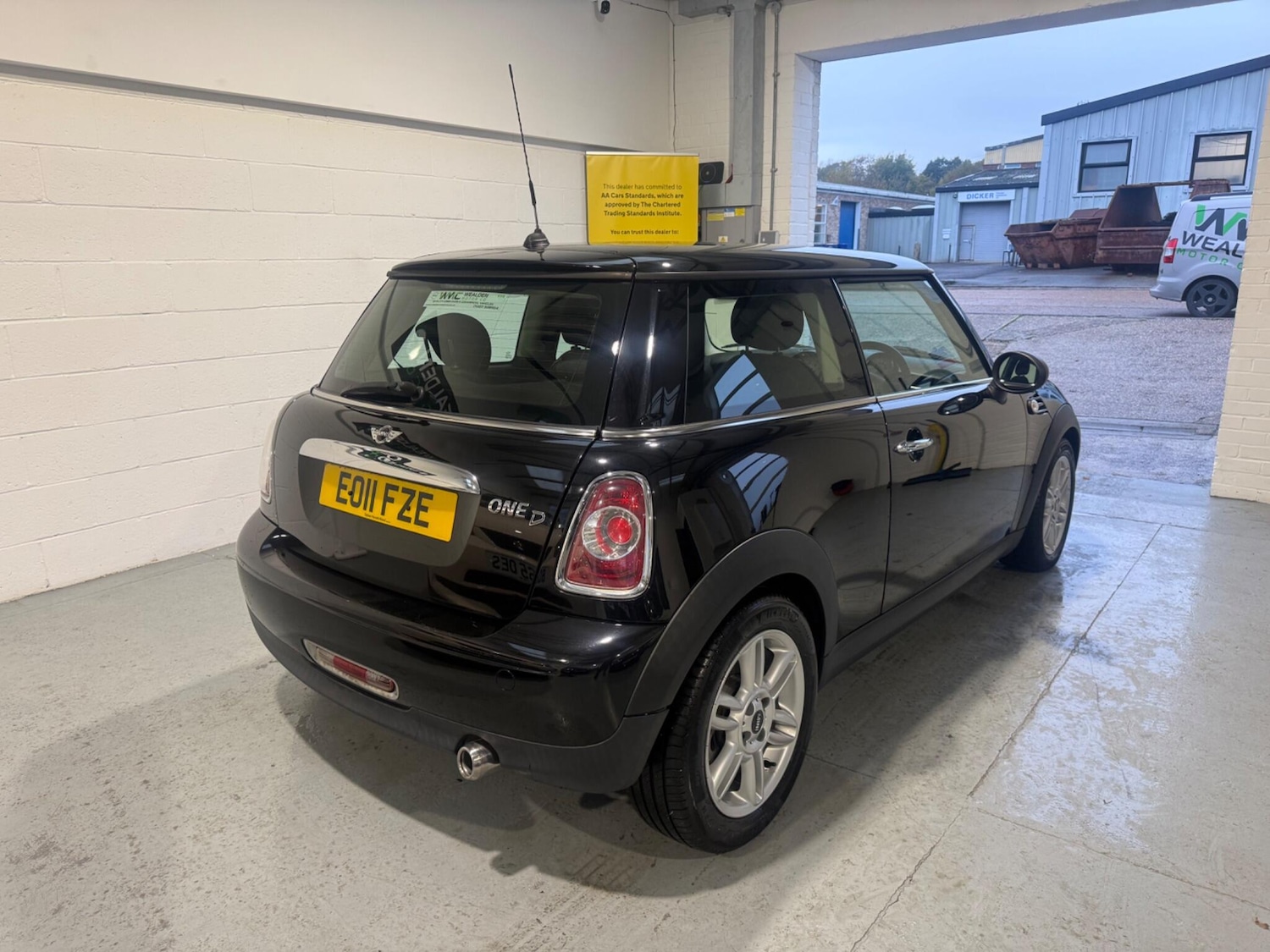 Used MINI Hatch 2011 for sale - 76584452: Photo 4