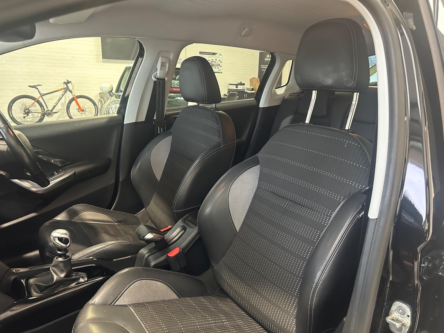 Used Peugeot 2008 for sale - 77016975: Photo 32