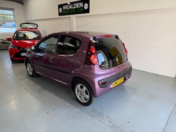 Used Peugeot 107 2014 for sale - 76158697: Photo