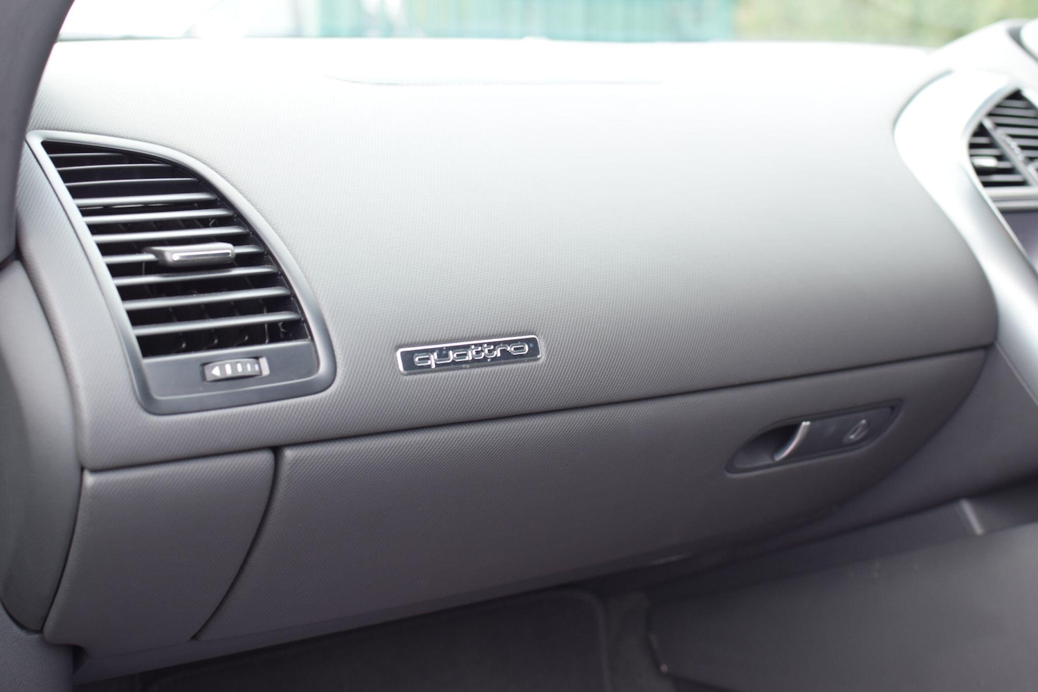 Used Audi R8 2007 for sale - 77523739: Photo 49