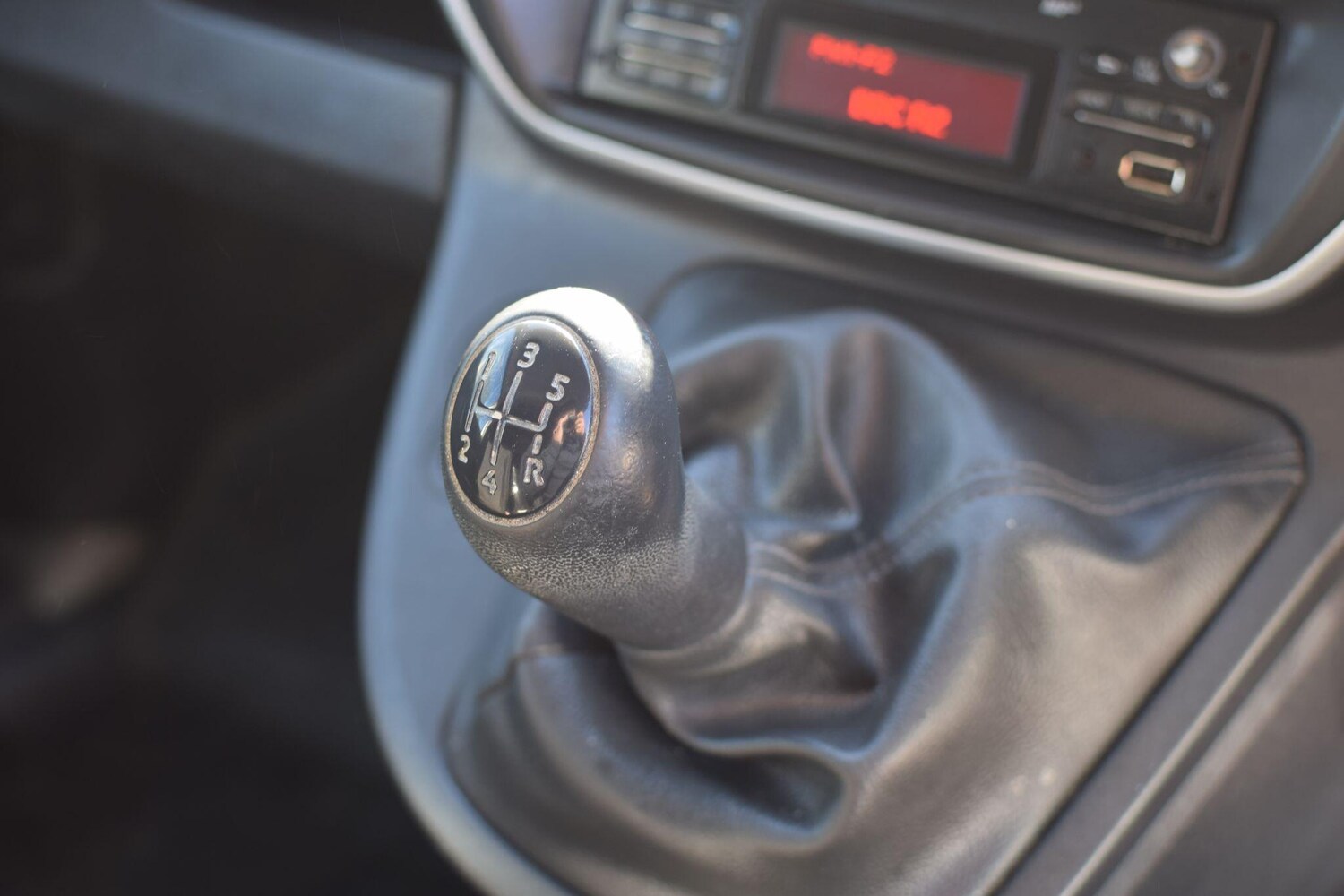 Used Renault Kangoo 2015 for sale - 77637454: Photo 24