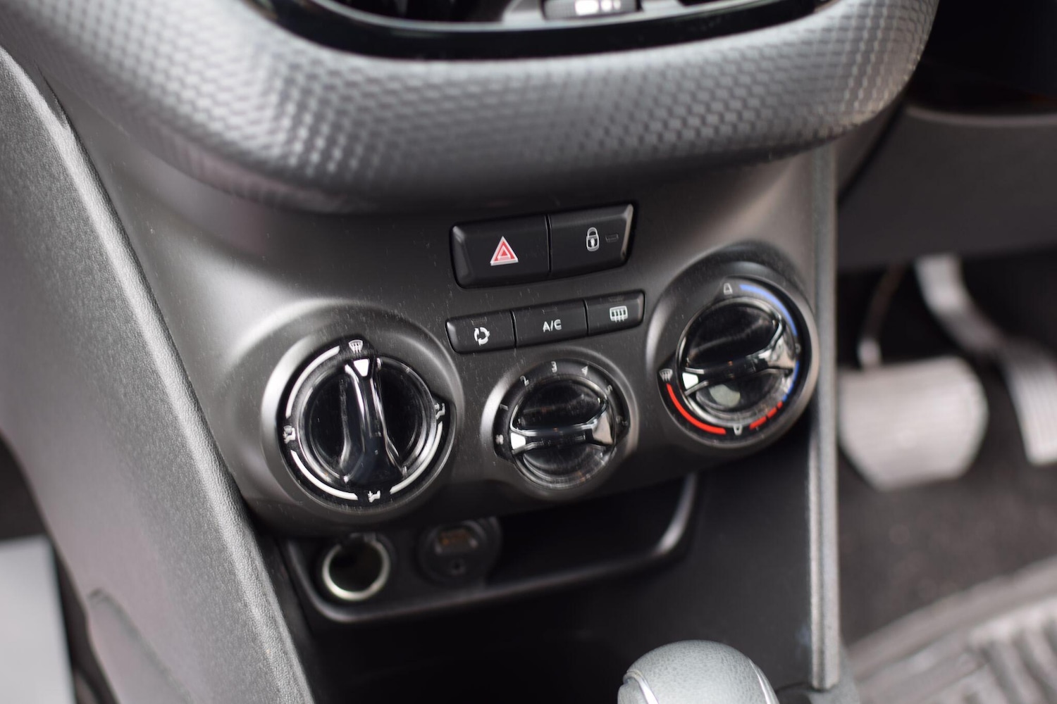 Used Peugeot 208 2016 for sale - 77376290: Photo 15