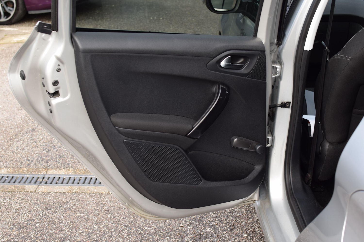 Used Peugeot 208 2016 for sale - 77376290: Photo 17