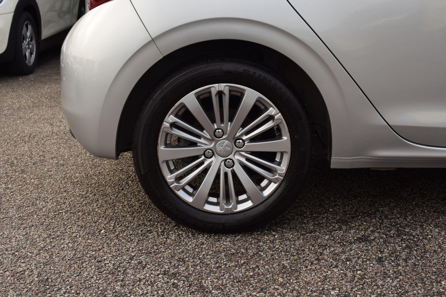 Used Peugeot 208 2016 for sale - 77376290: Photo 23