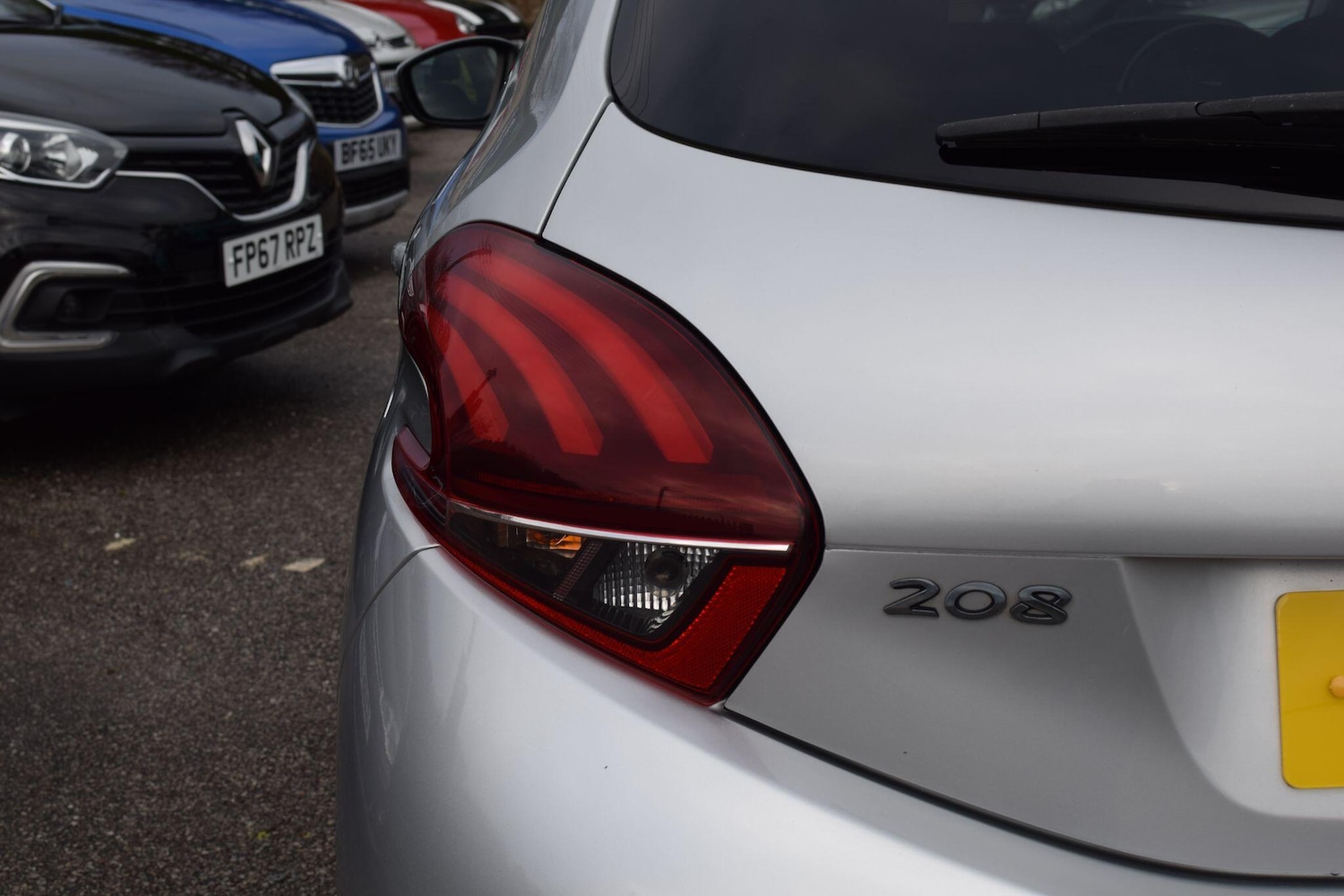 Used Peugeot 208 2016 for sale - 77376290: Photo 38