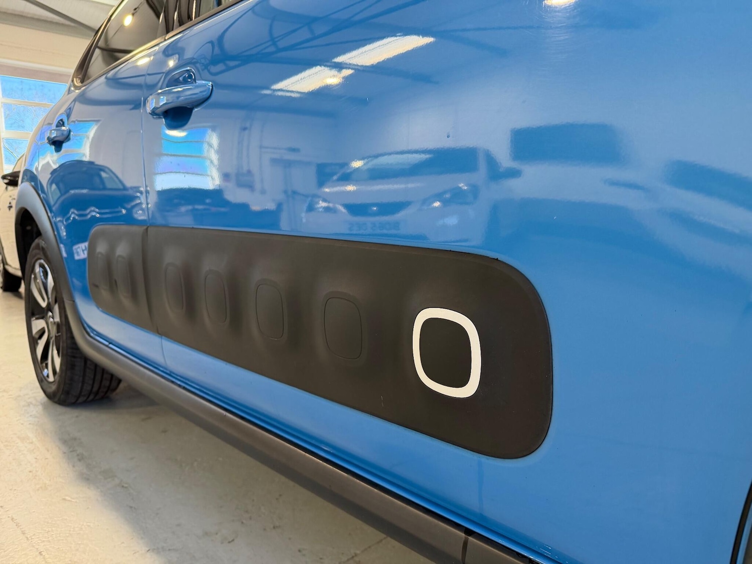 Used Citroen C3 2017 for sale - 76446479: Photo 39