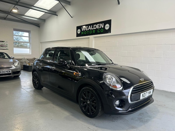 Used MINI Hatch 2017 for sale - 76317856: Photo 1