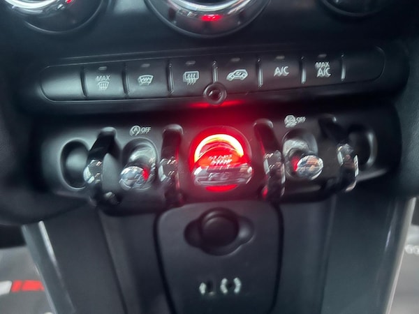 Used MINI Hatch 2017 for sale - 76317856: Photo 20