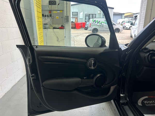 Used MINI Hatch 2017 for sale - 76317856: Photo 25