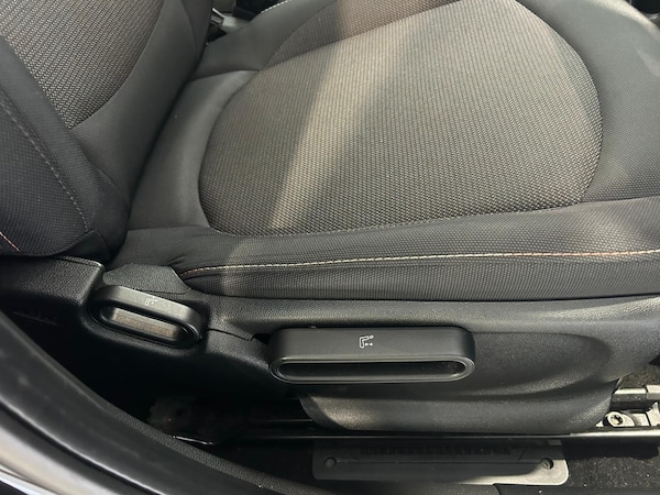 Used MINI Hatch 2017 for sale - 76317856: Photo 41
