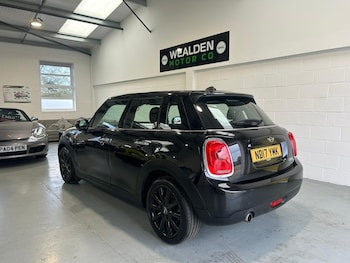 Used MINI Hatch 2017 for sale - 76317856: Photo 4