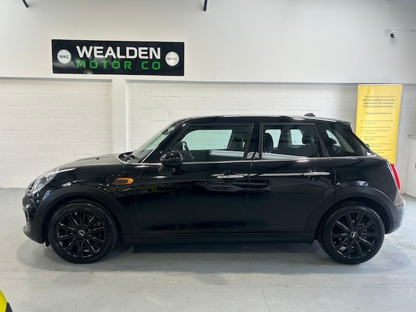 Used MINI Hatch 2017 for sale - 76317856: Photo 5