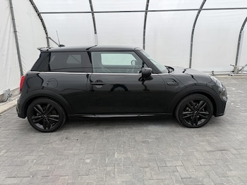 Used MINI Hatch 2023 for sale - 79409860: Photo