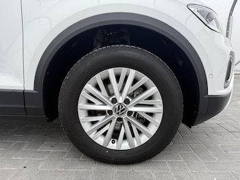 Used Volkswagen T-Roc 2024 for sale - 78669123: Photo