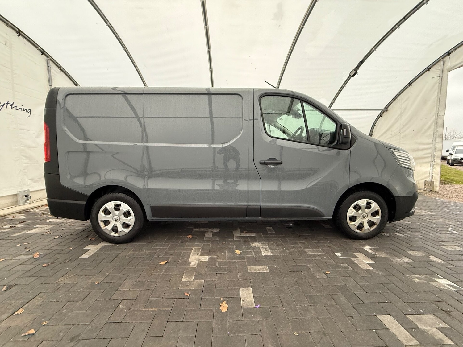 Used Renault Trafic 2023 for sale - 77340645: Photo 2