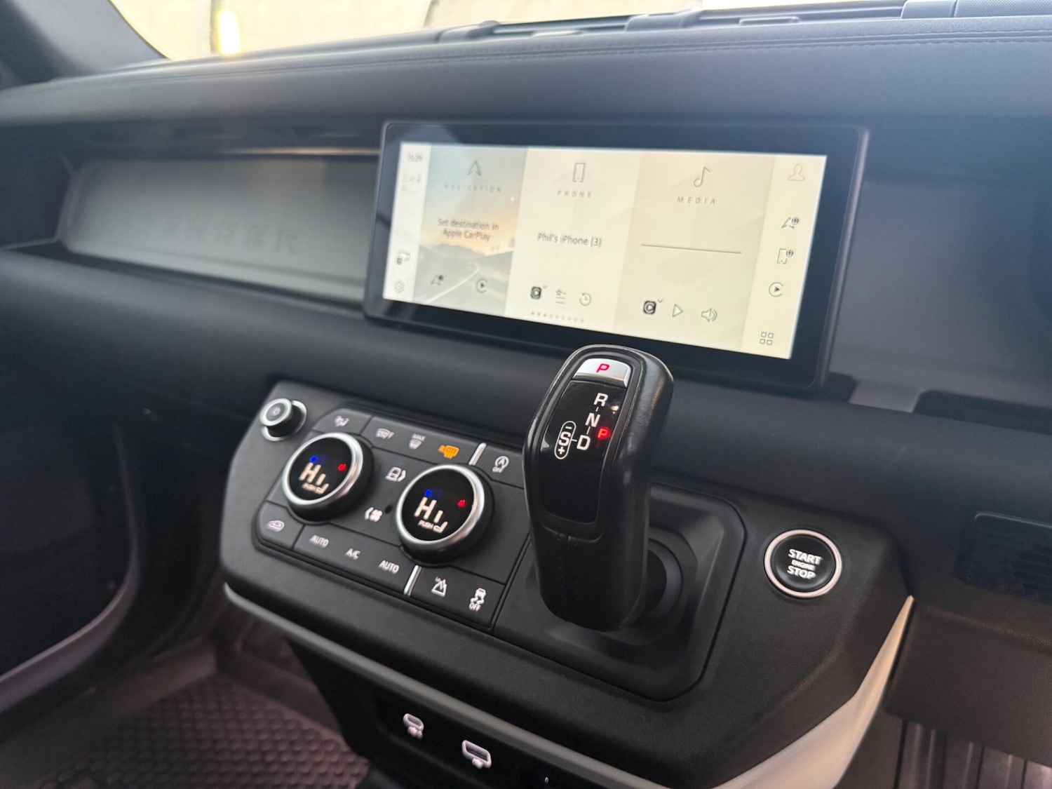 Used Land Rover Defender 2021 for sale - 76961666: Photo 14