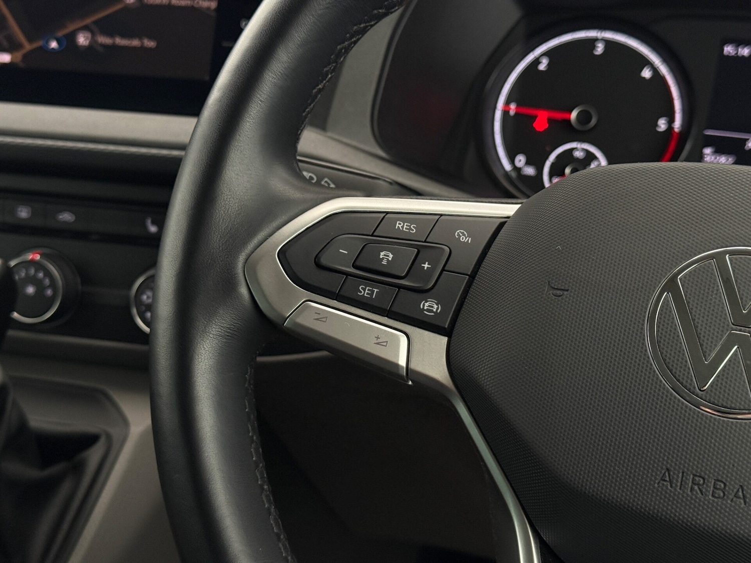 Used Volkswagen Transporter 2022 for sale - 77275181: Photo 33