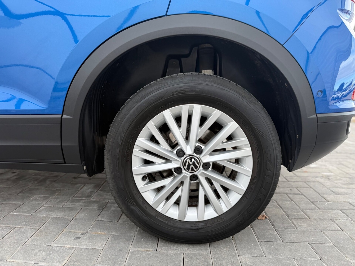 Used Volkswagen T-Roc 2023 for sale - 77878810: Photo 16