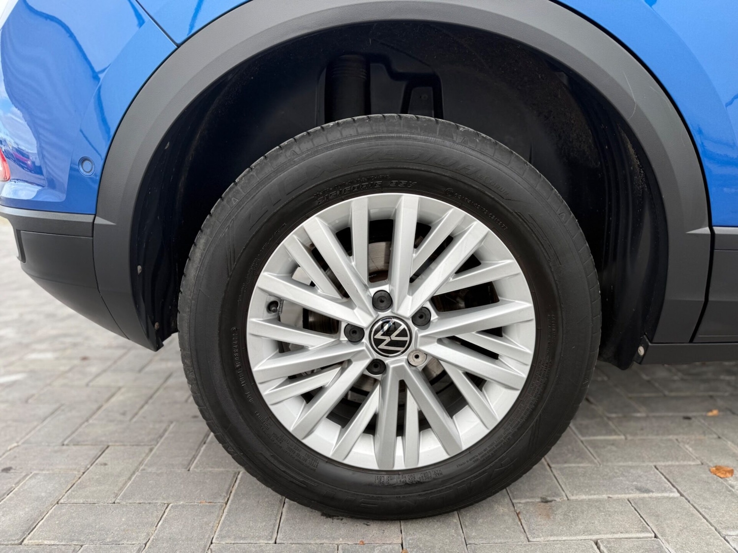 Used Volkswagen T-Roc 2023 for sale - 77878810: Photo 19