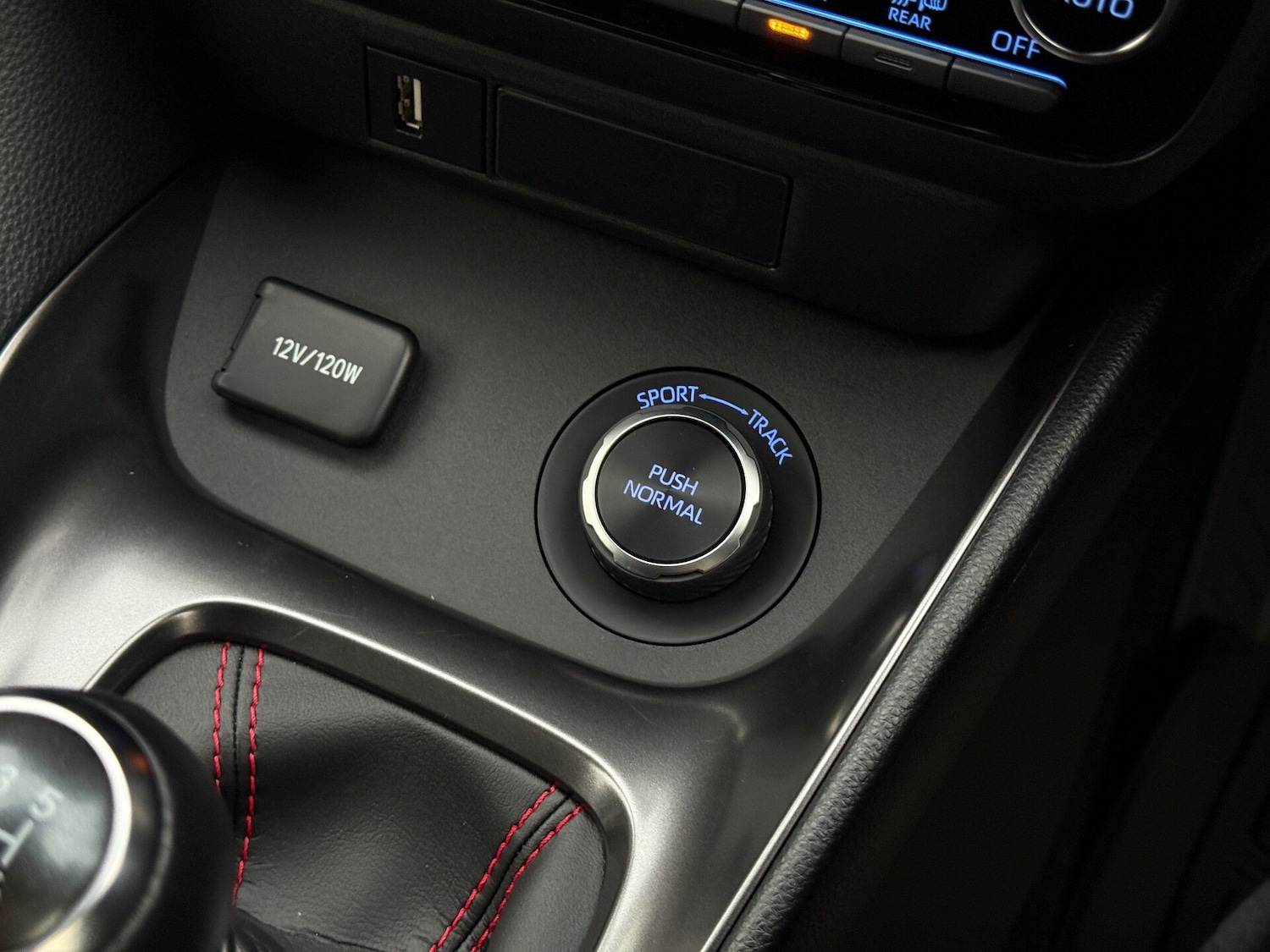 Used Toyota Yaris 2021 for sale - 76966071: Photo 30