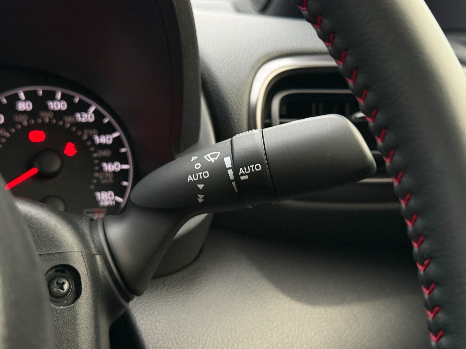 Used Toyota Yaris 2021 for sale - 76966071: Photo 40