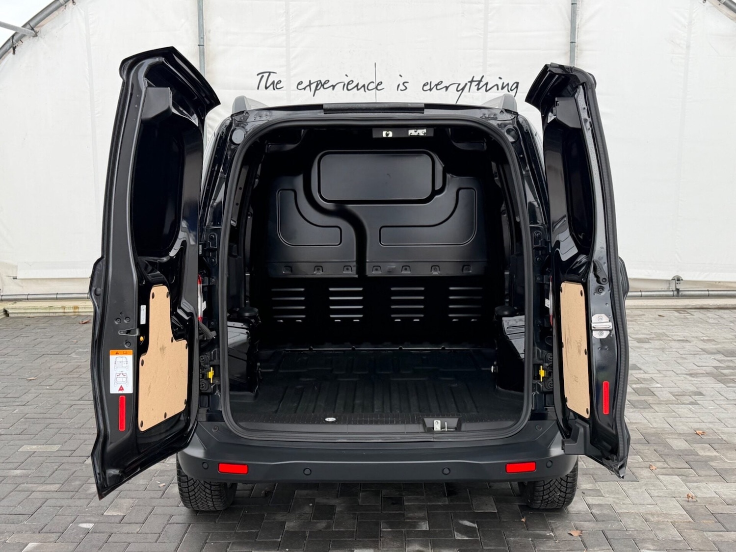 Used Ford Transit Courier 2023 for sale - 77677312: Photo 12