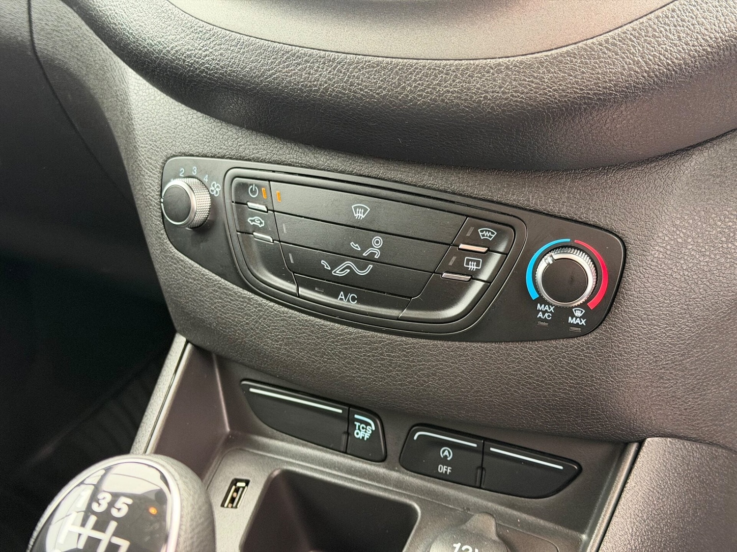 Used Ford Transit Courier 2023 for sale - 77677312: Photo 23