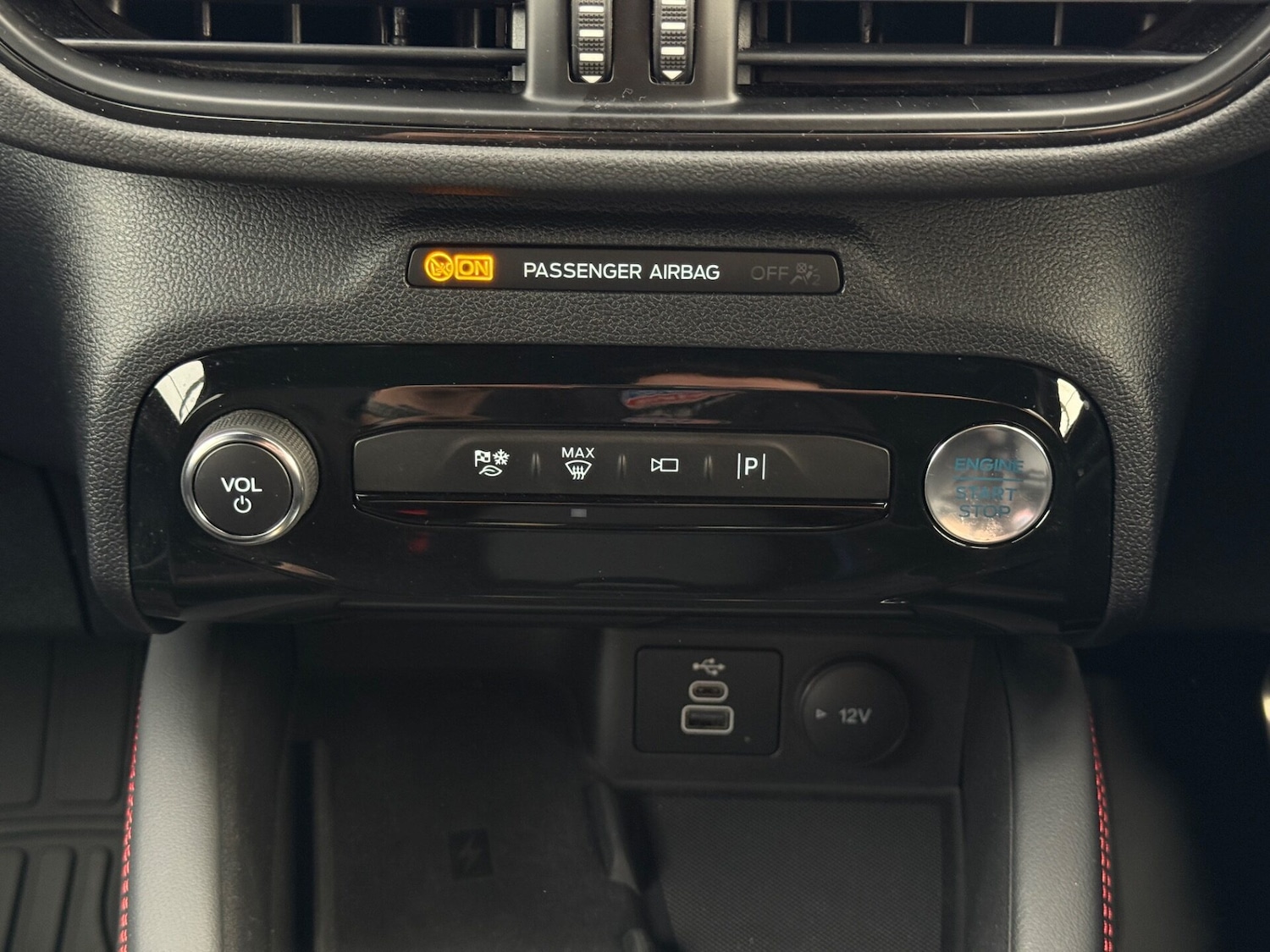 Used Ford Kuga 2024 for sale - 77935818: Photo 32