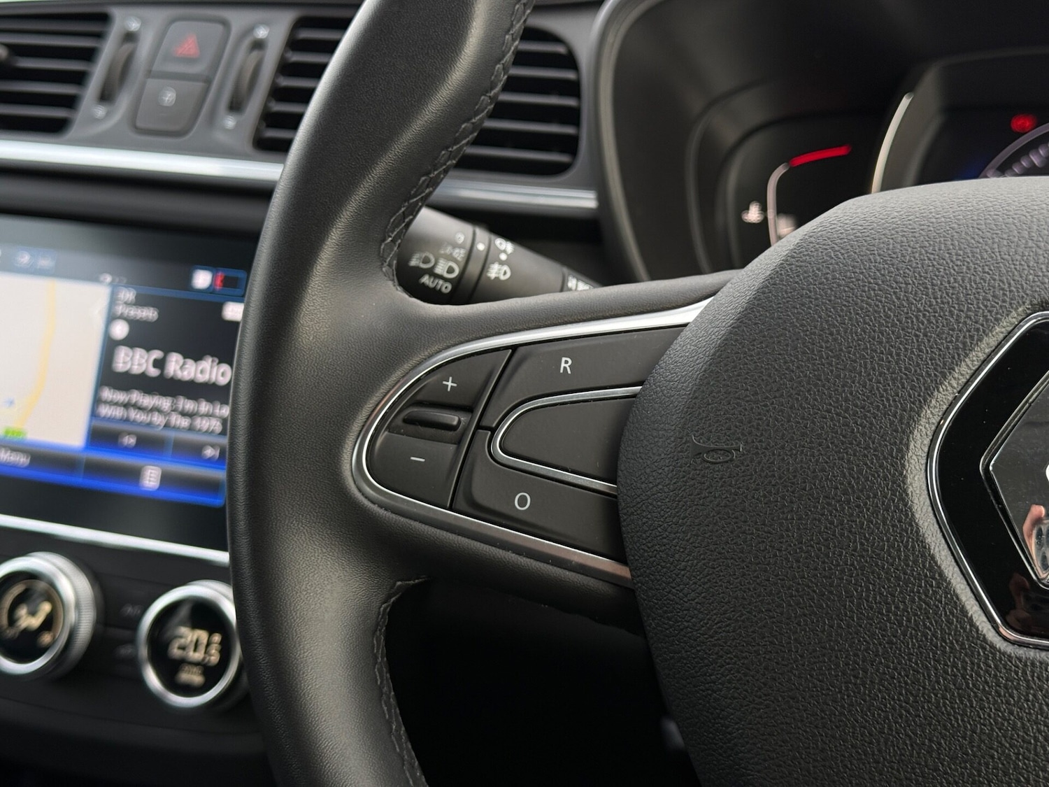 Used Renault Kadjar 2022 for sale - 78070078: Photo 36