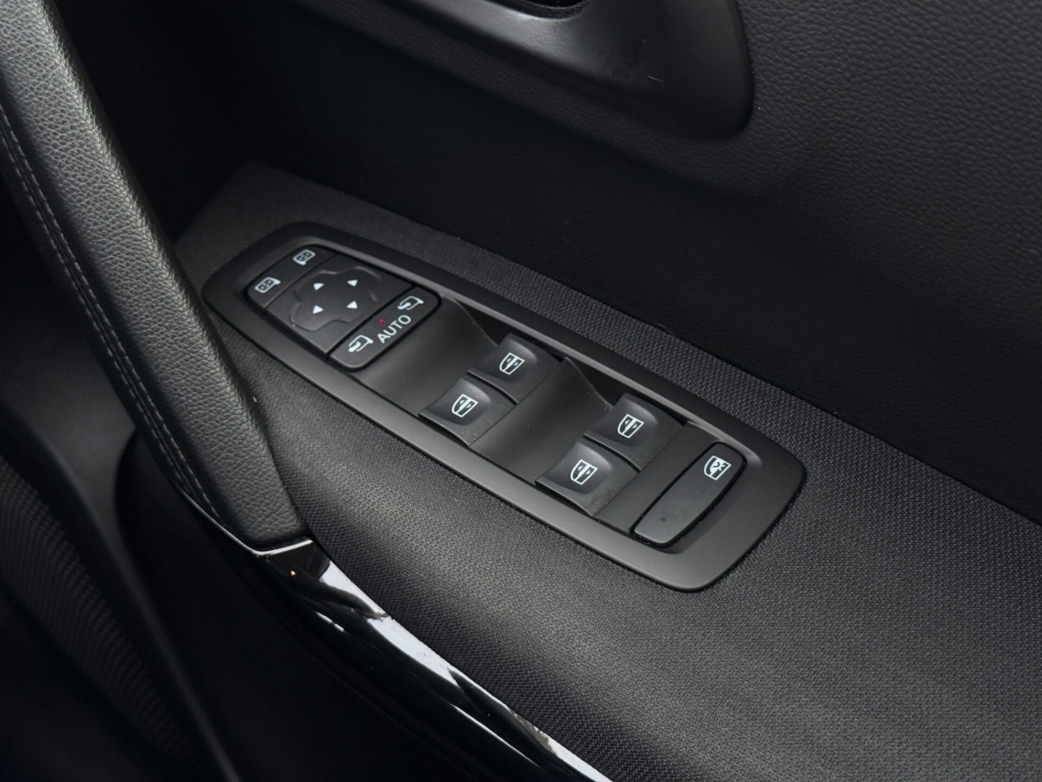 Used Renault Kadjar 2022 for sale - 78070078: Photo 41