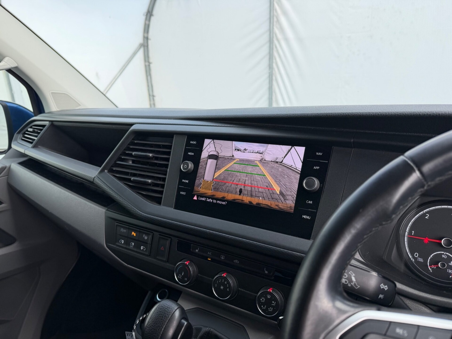 Used Volkswagen Transporter 2020 for sale - 77820356: Photo 15