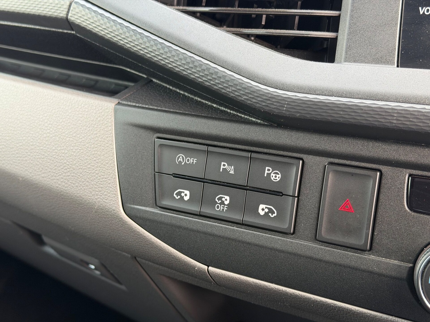 Used Volkswagen Transporter 2020 for sale - 77820356: Photo 18