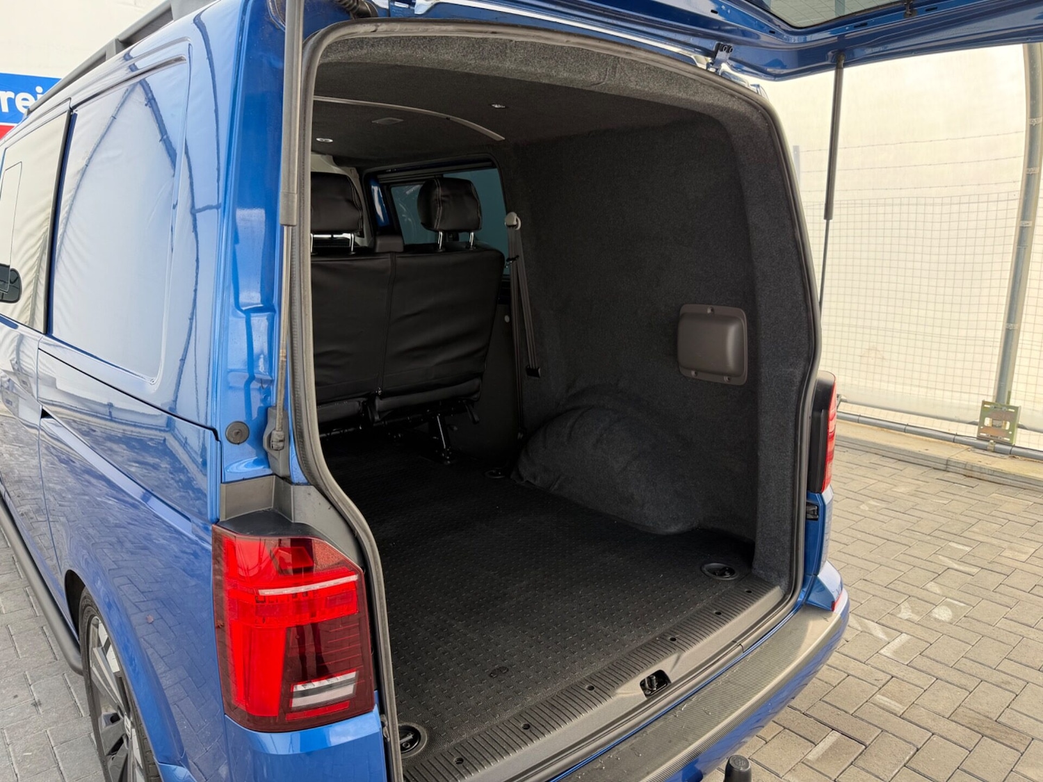 Used Volkswagen Transporter 2020 for sale - 77820356: Photo 21