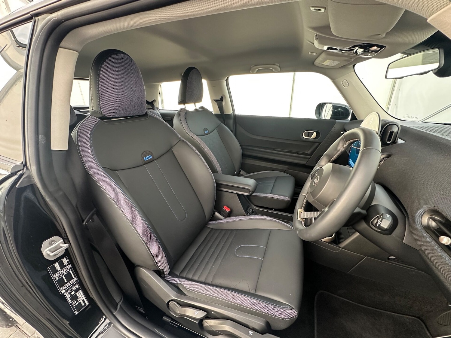 Used MINI Cooper 2024 for sale - 76966067: Photo 16
