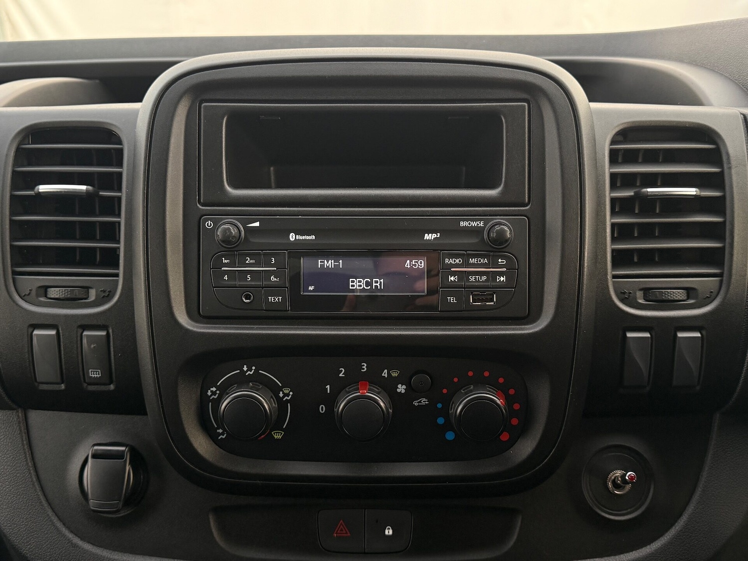 Used Nissan NV300 2021 for sale - 76966068: Photo 17